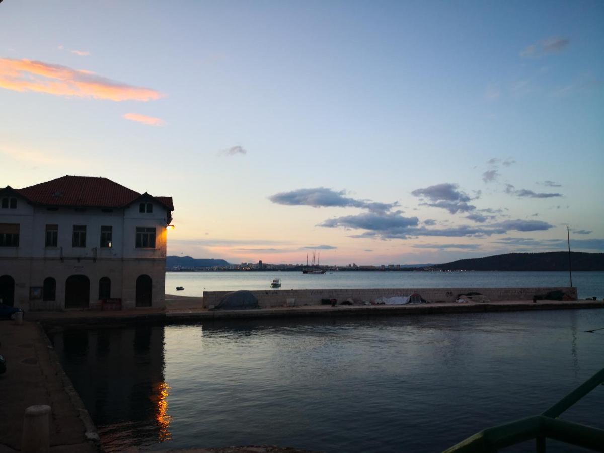 Old Fisherman House Kaštela Buitenkant foto