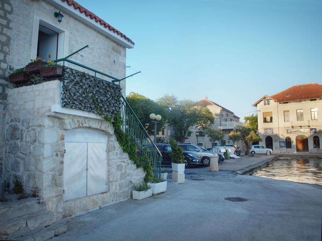 Old Fisherman House Kaštela Buitenkant foto