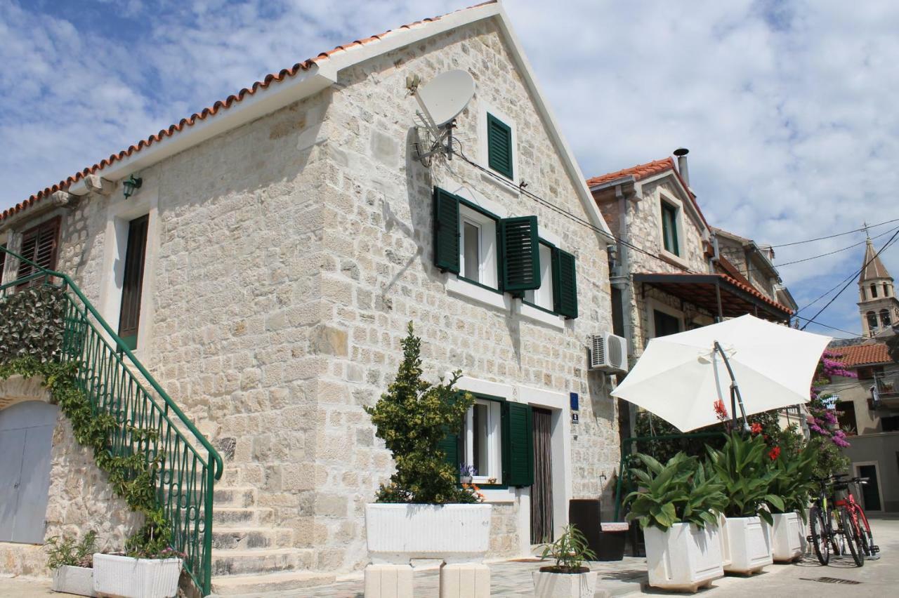 Old Fisherman House Kaštela Buitenkant foto